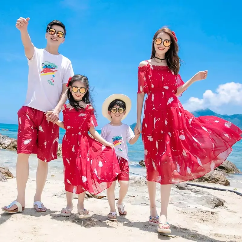 ホリデー休暇ルック 家族お揃いの服 ビーチ 娘とママのドレス - Summer Dresses Yours Clothing のレビューと価格