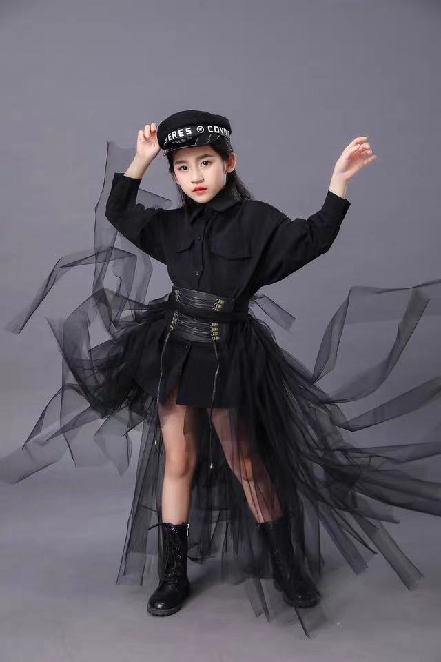 子供の黒のスーツ女の子モデル競争滑走路ファッションキャットウ - Summer Clothing For Girls のレビューと価格