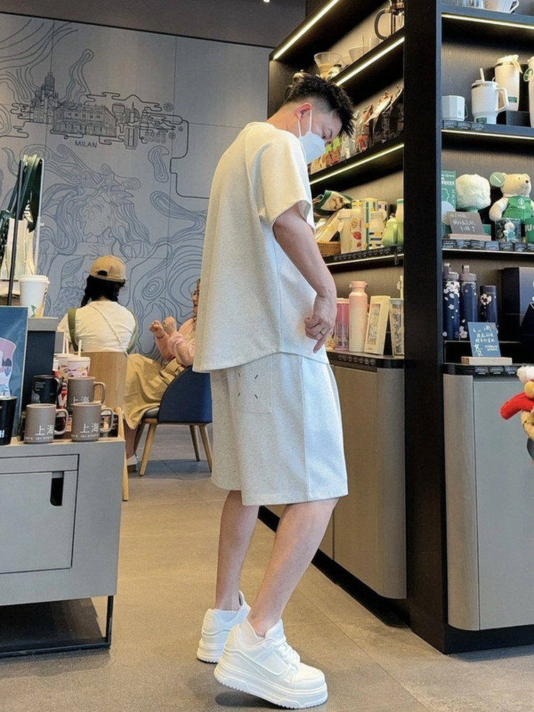 ゆったりとしたカジュアルなメンズ服セット半袖ショートパンツツ - Summer Clothing Range のレビューと価格