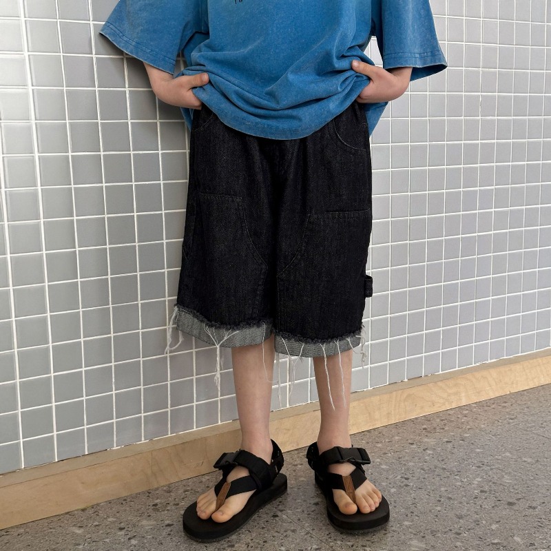 男の子用サマーデニムショートパンツ 膝丈ミッドレングスパンツ - Summer Clothing Range のレビューと価格