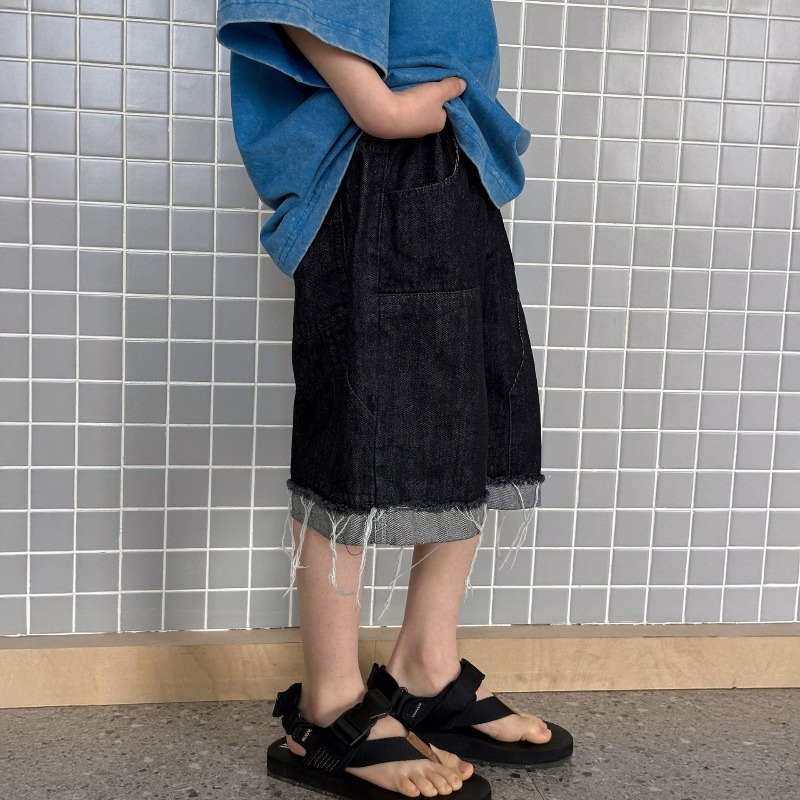 男の子用サマーデニムショートパンツ 膝丈ミッドレングスパンツ - Summer Clothing Range のレビューと価格