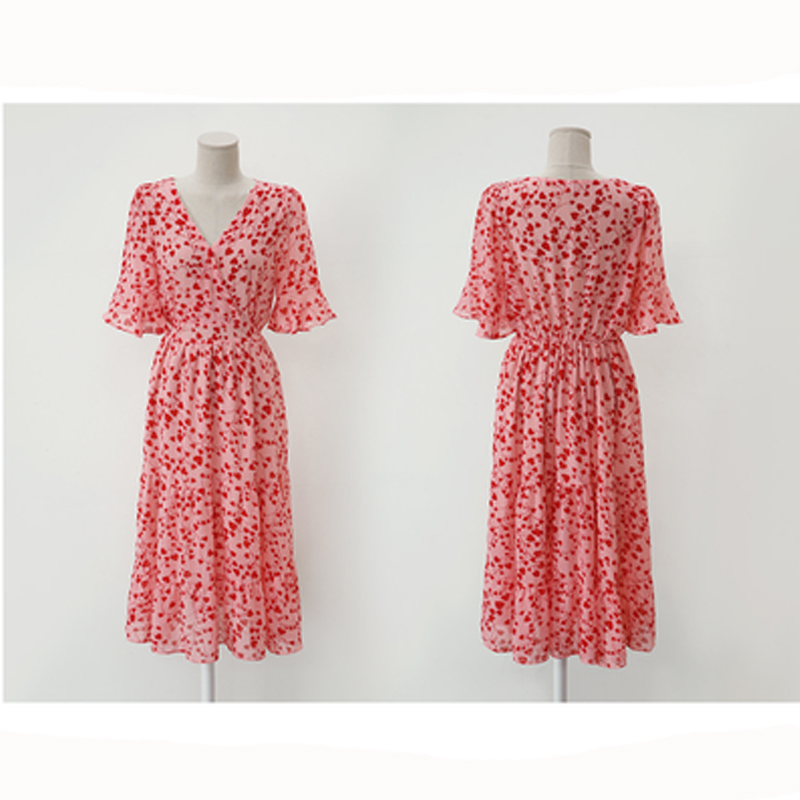 女性のための特大のVネックドレス,ボヘミアンプリント,フレア - Summer Line Clothing Brand のレビューと価格