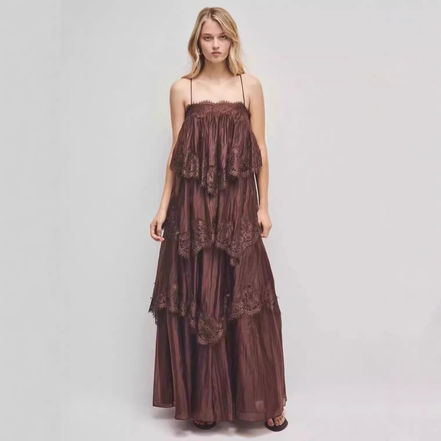 レースのストラップレスサマードレス、フリル付きの裾、女性用バ - Summer Clothing Affordable のレビューと価格
