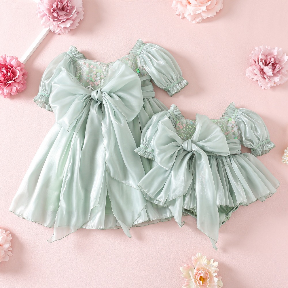 夏の女の子姉妹マッチング衣装パフ半袖リボンボディスーツ甘いプ - Summer Dresses Yours Clothing のレビューと価格